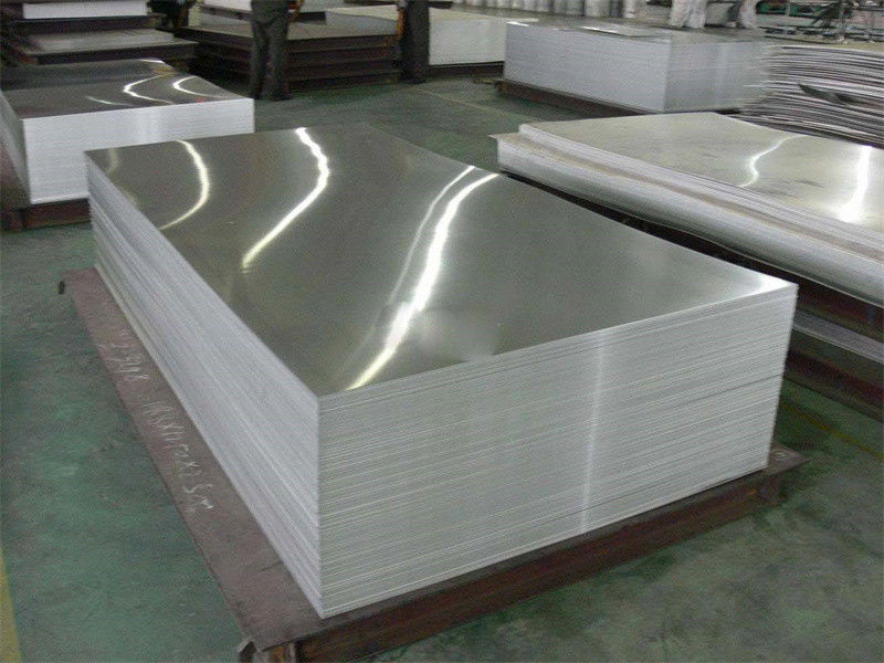 Dilapisi 1060 Aluminium Alloy Sheet Plate 1050 H14 Mill Finish